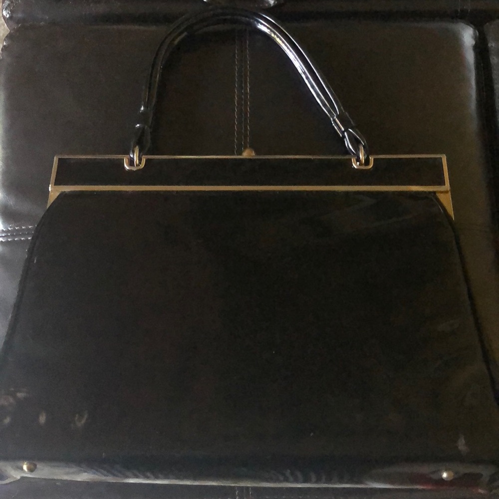 Large Black Patent 1960’s Vintage Handbag